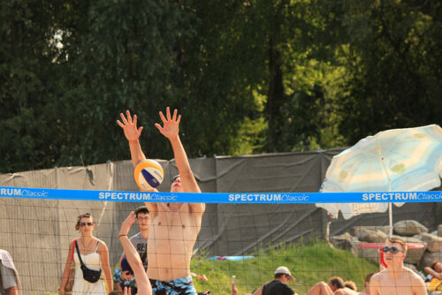 Volley beach 18